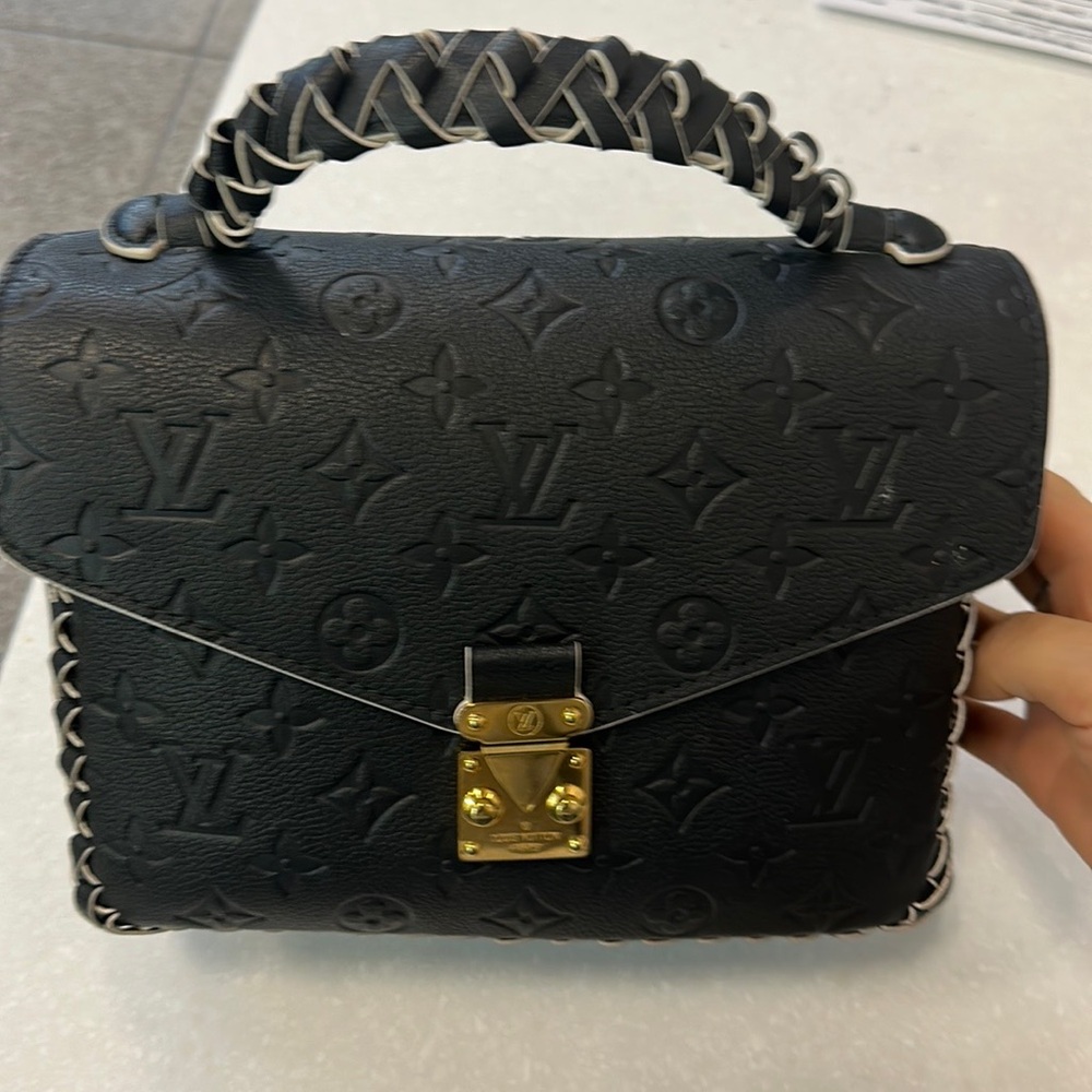 Black Monogram Empreinte leather